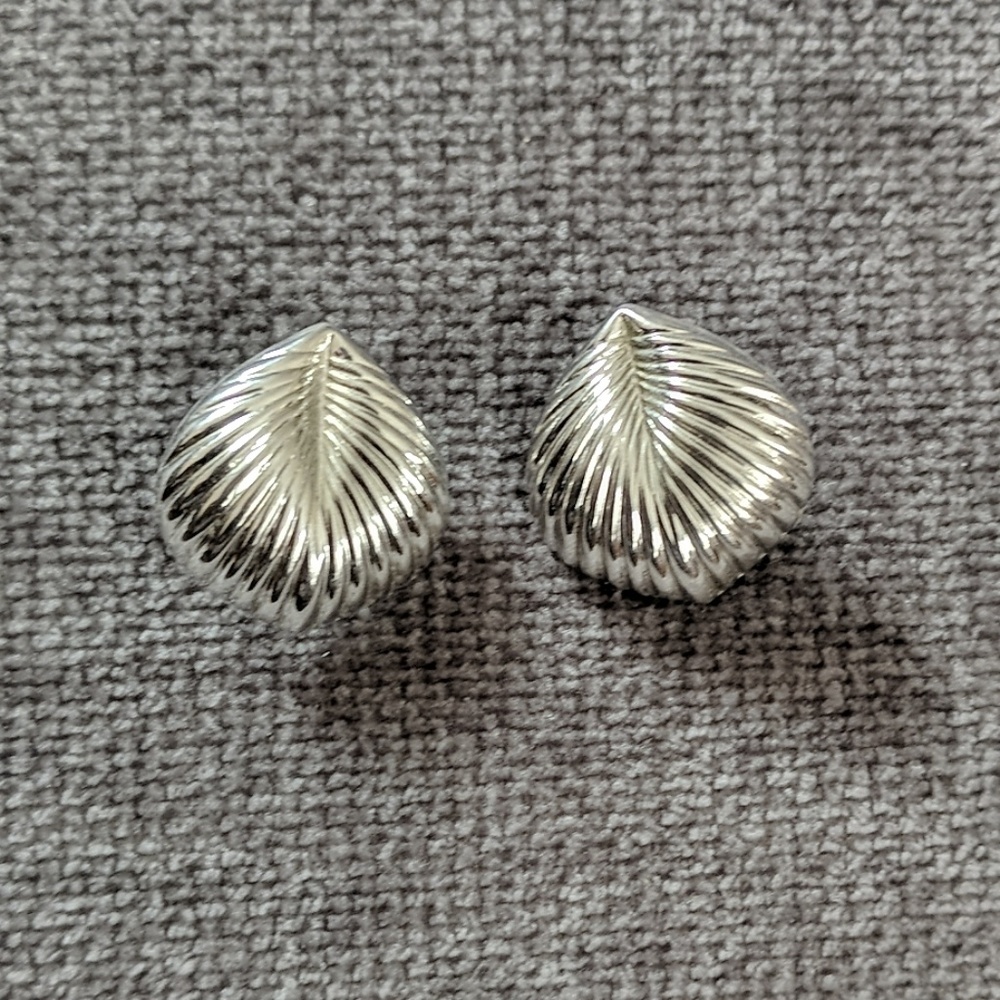 Trifari vintage leaf earrings